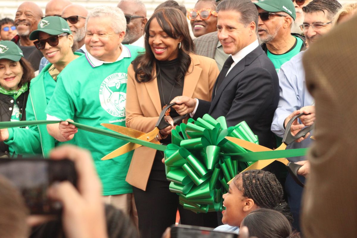 LAUSD superintendent Alberto Carvalho and LAUSD board member Sherlett Hendy Newbill cut the ribbon, marking the official opening of the new field. 